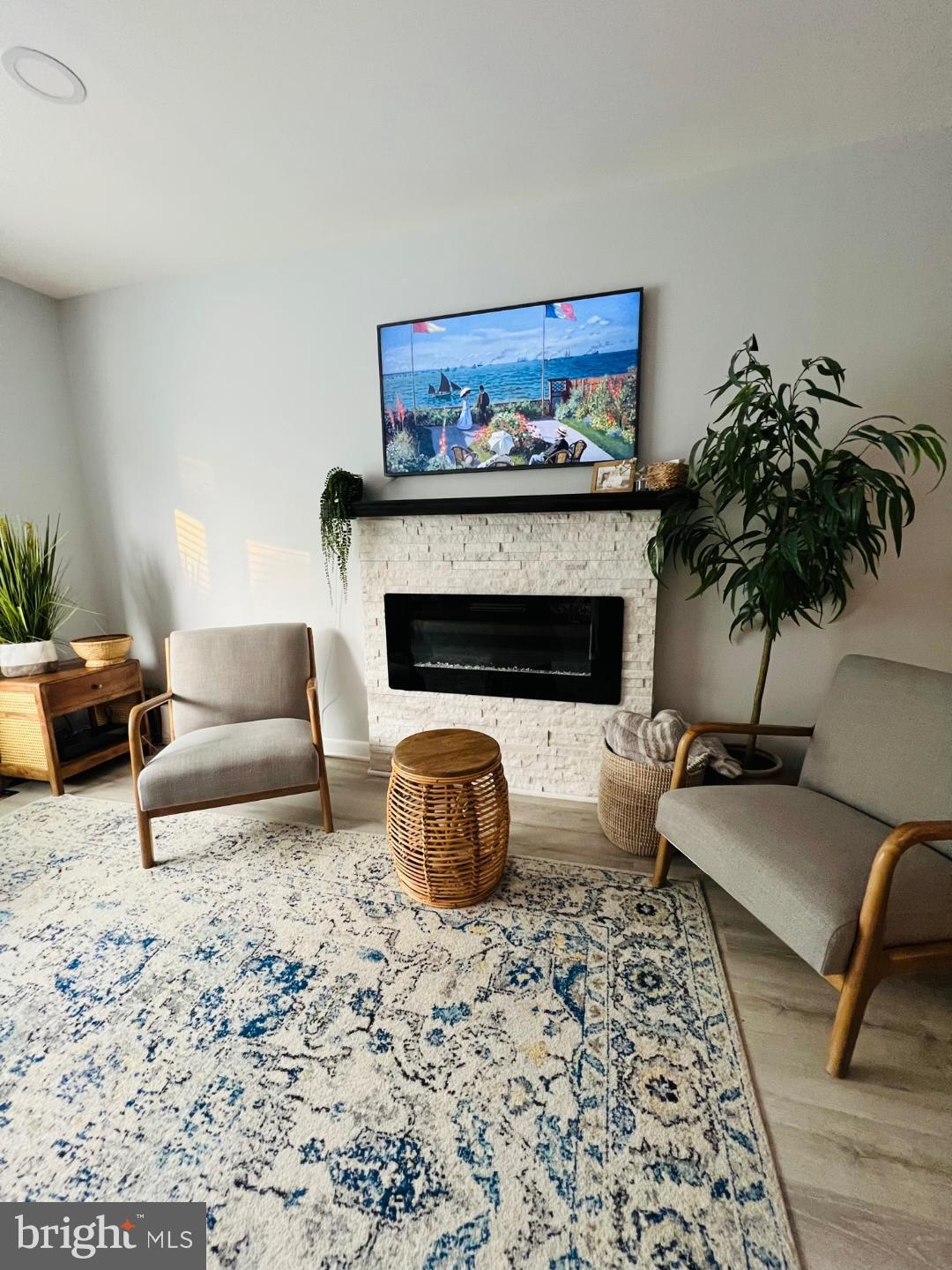 SUMMIT RIDGE - Residential