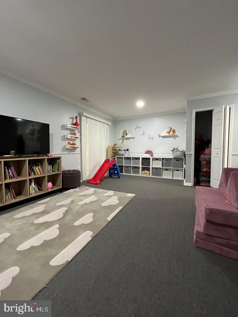 SUMMIT RIDGE - Residential