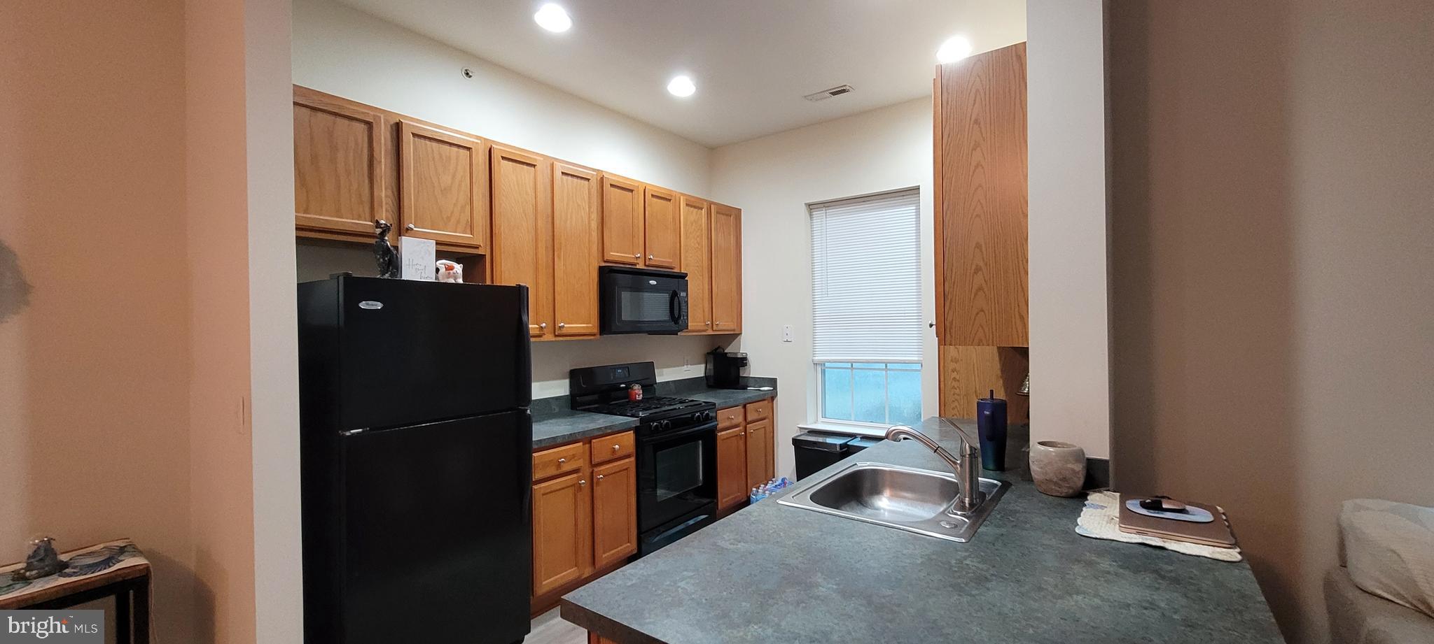 437 HIGHLAND ESTATES