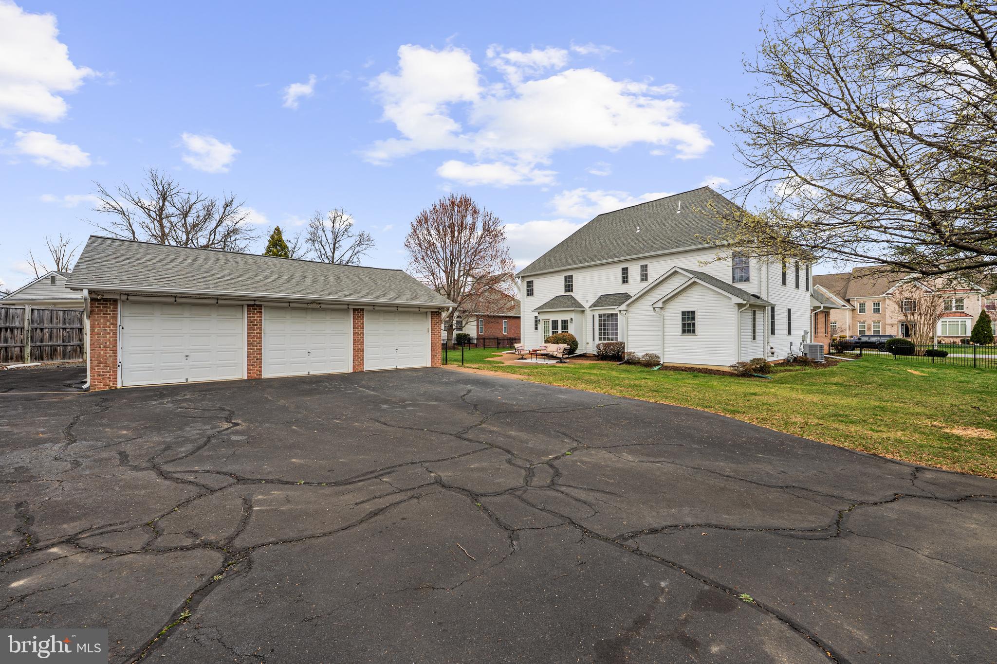 GUILFORD - Residential