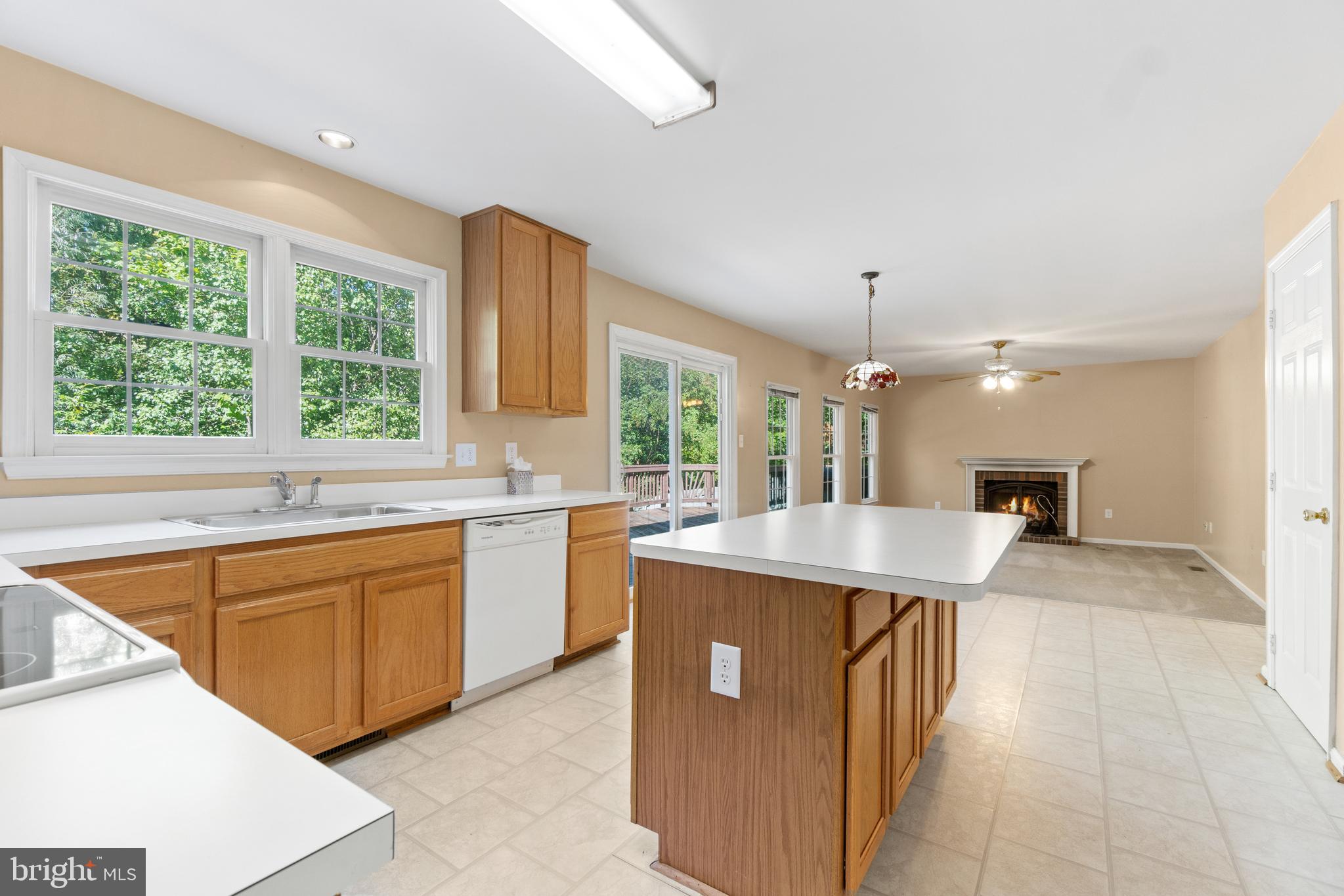 SUMMERWOOD - Residential