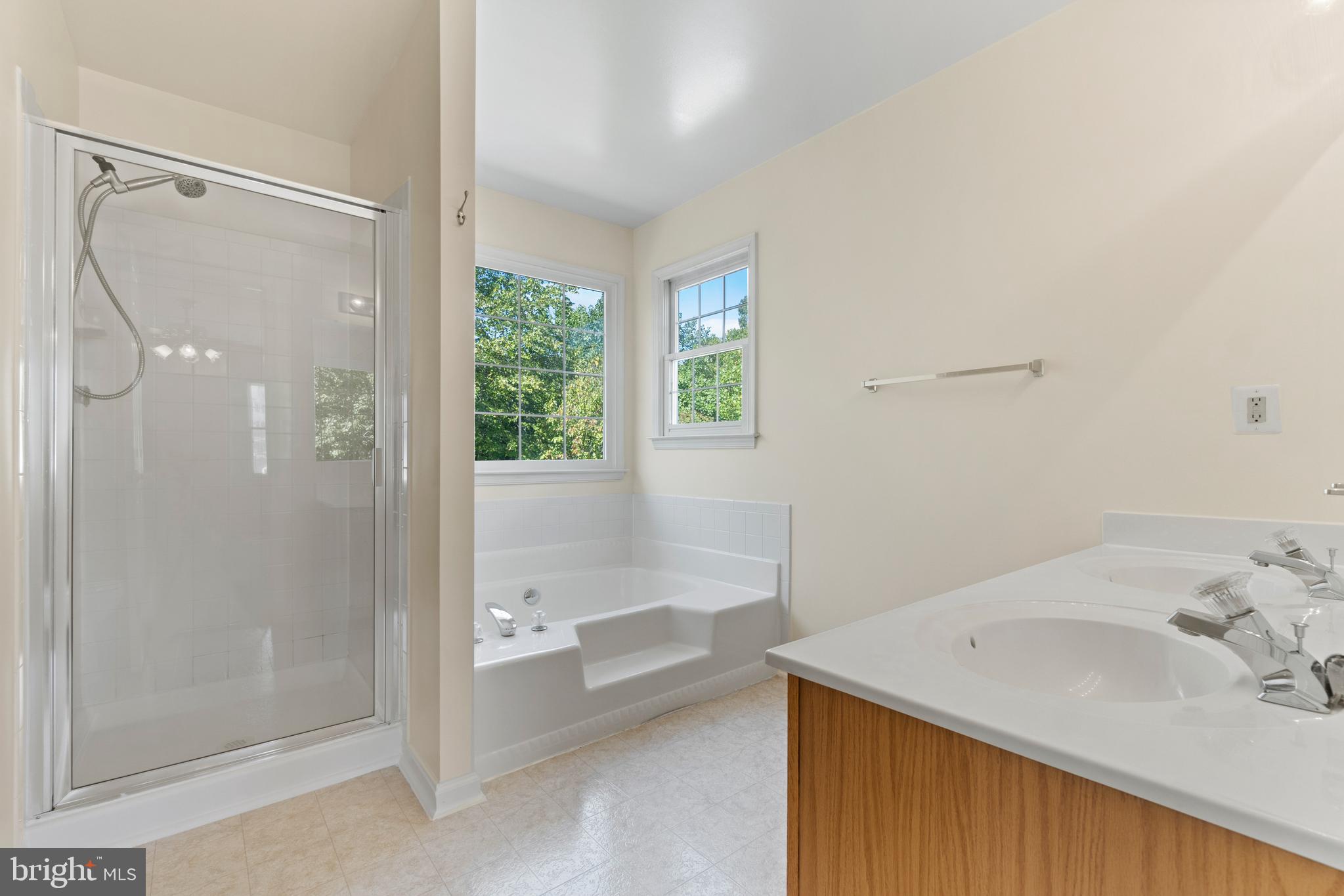 SUMMERWOOD - Residential