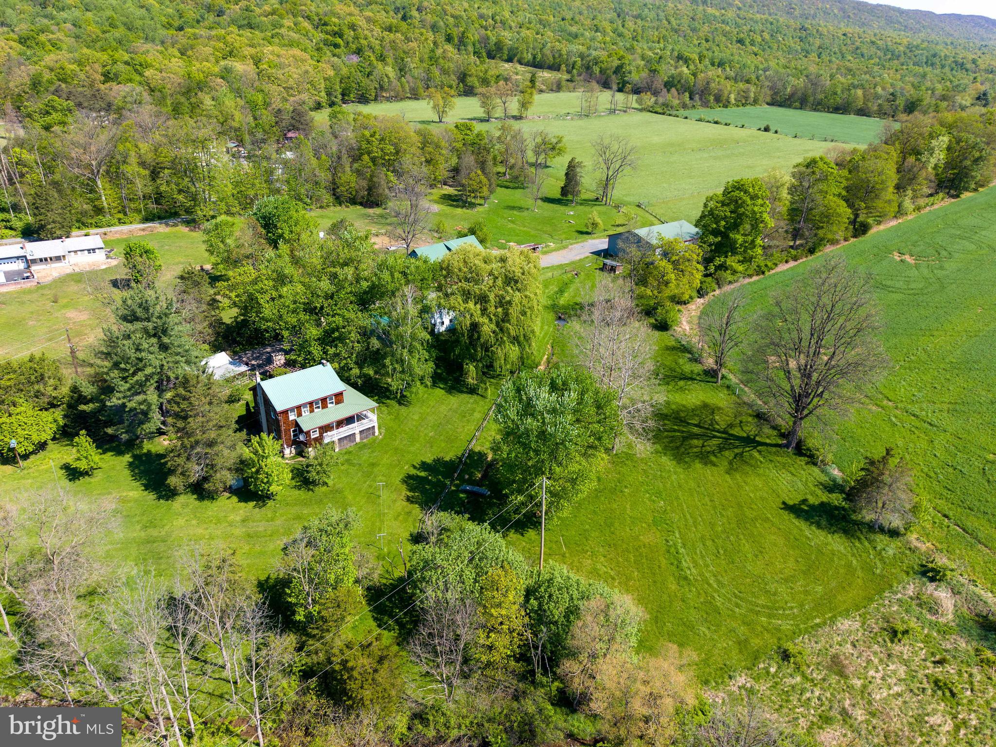 215 DRONEBERGER ROAD