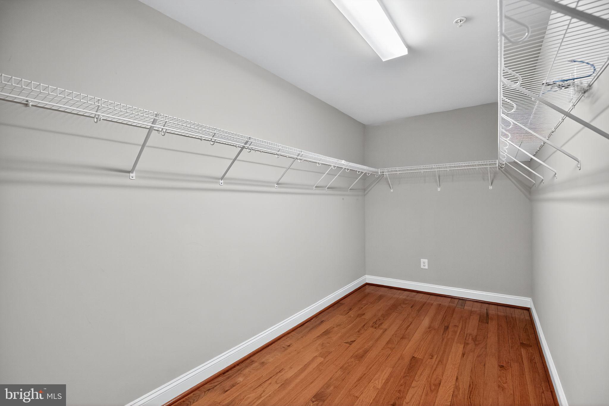 BROAD CREEK - Residential