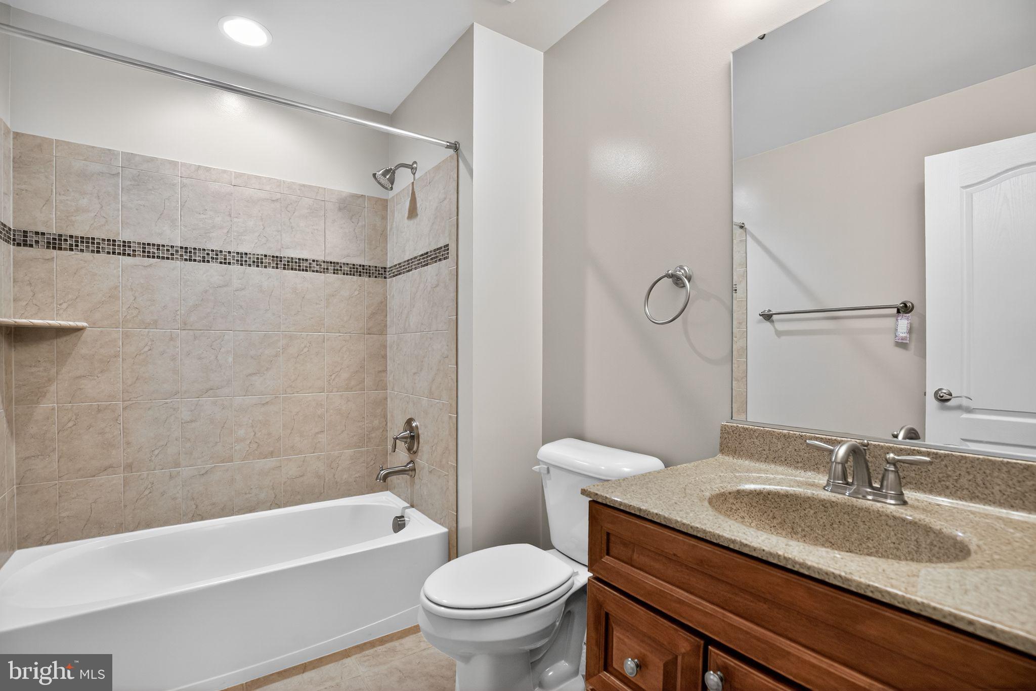 BROAD CREEK - Residential