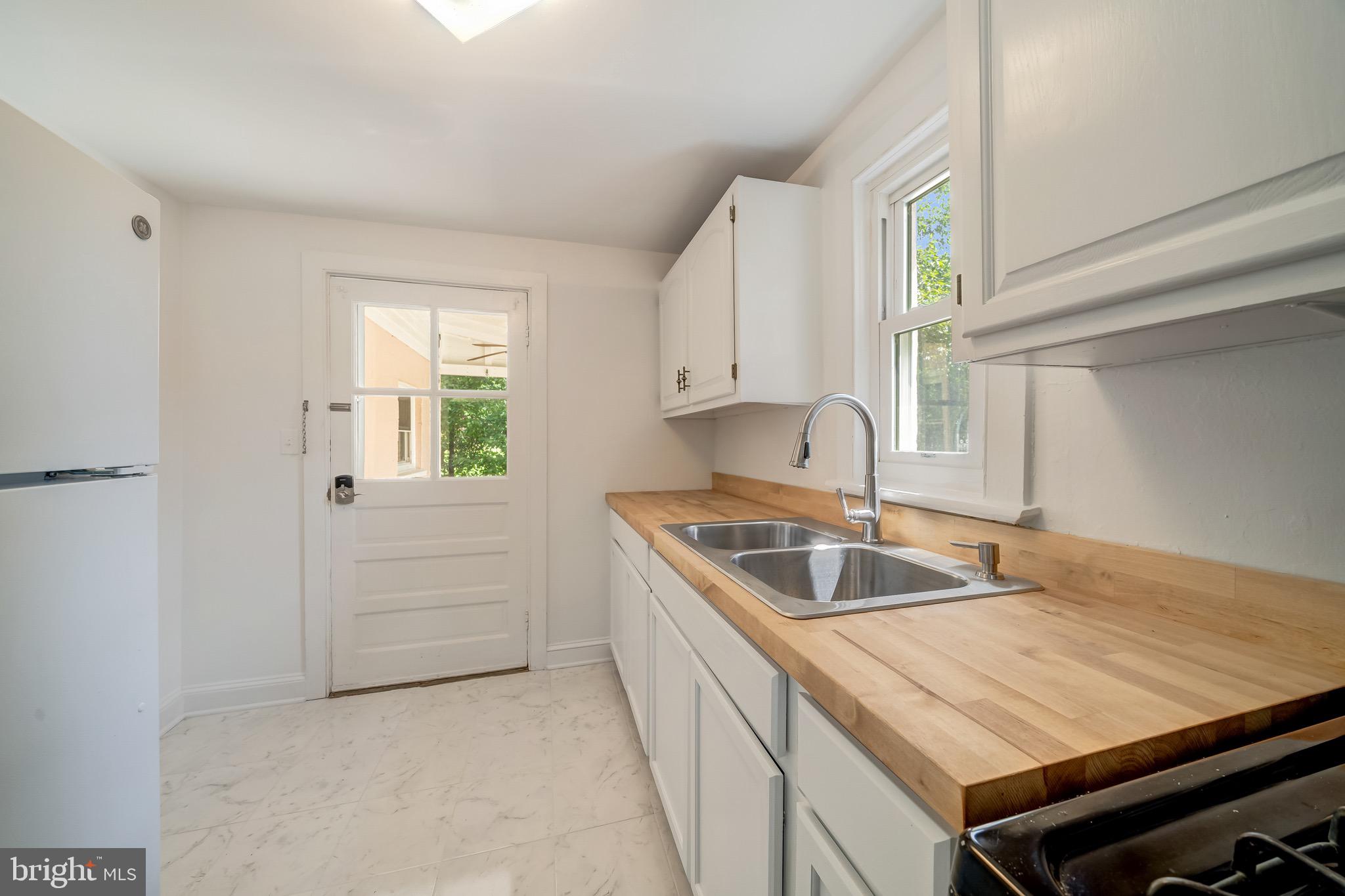 PETER SUBDIVISION - Residential Lease