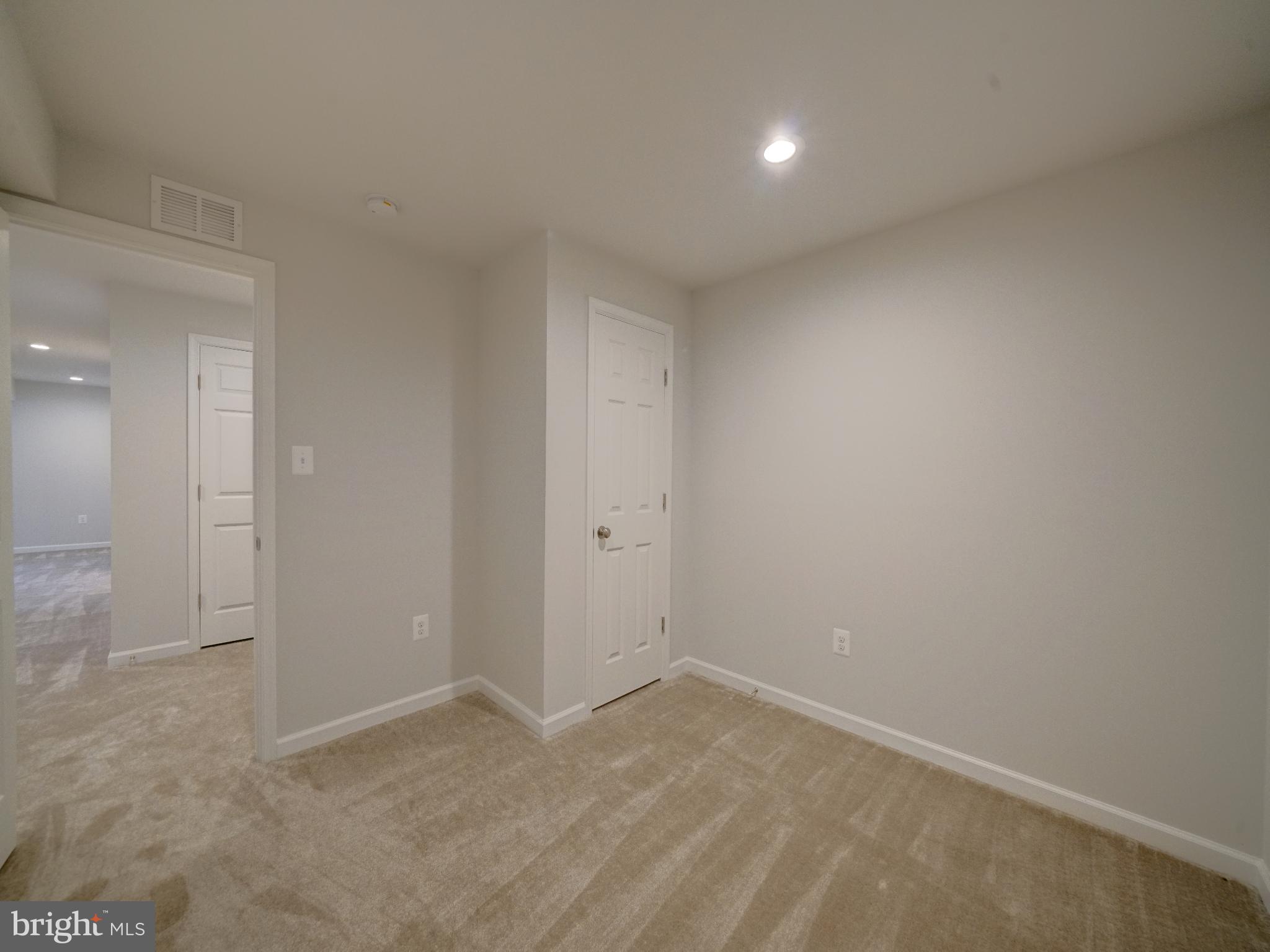 HUNTINGTON - Residential