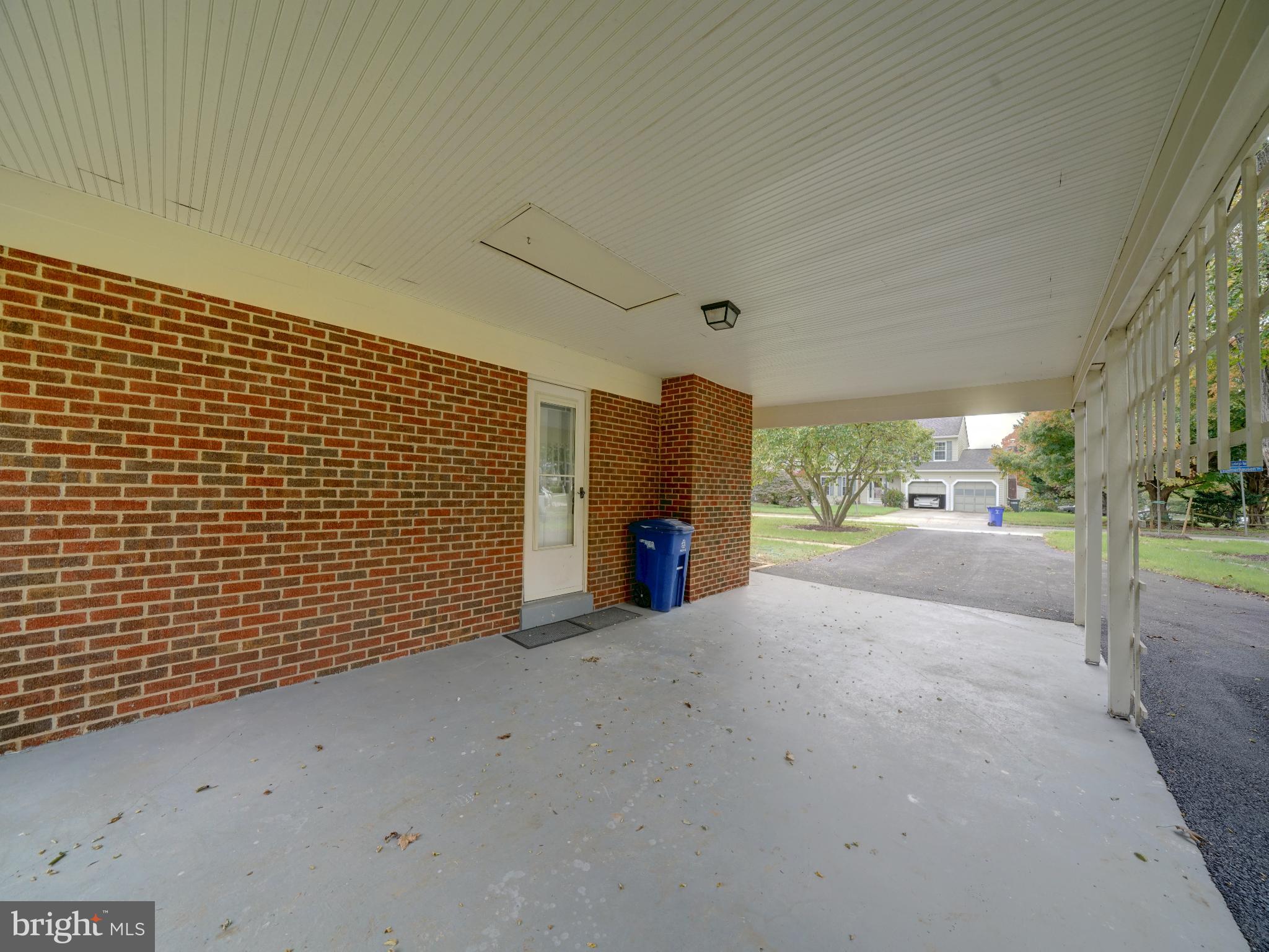 HUNTINGTON - Residential