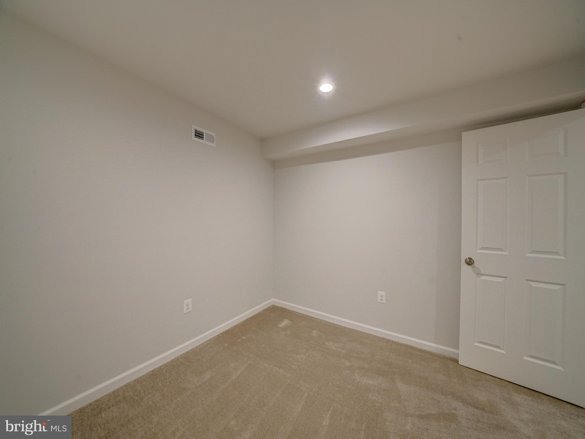 HUNTINGTON - Residential