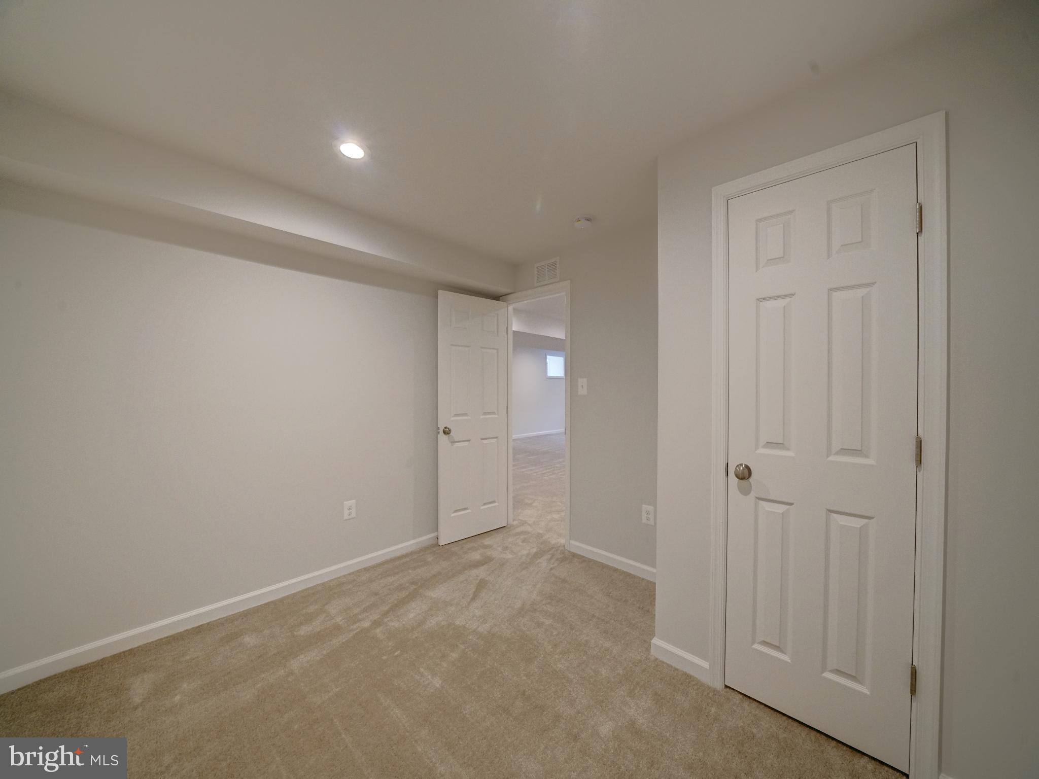 HUNTINGTON - Residential