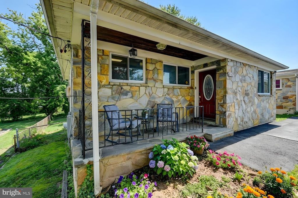 Photo of 6420 Kenwood Avenue, ROSEDALE, MD 21237 (MLS # MDBC2150460)