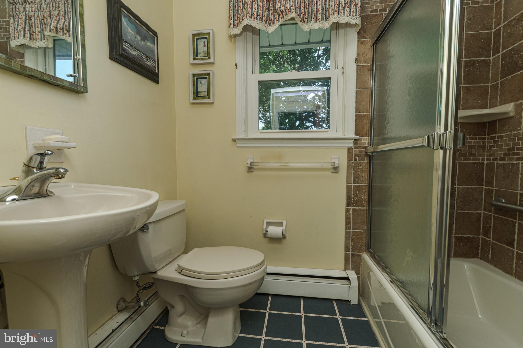 CHAPEL HILL - Residential