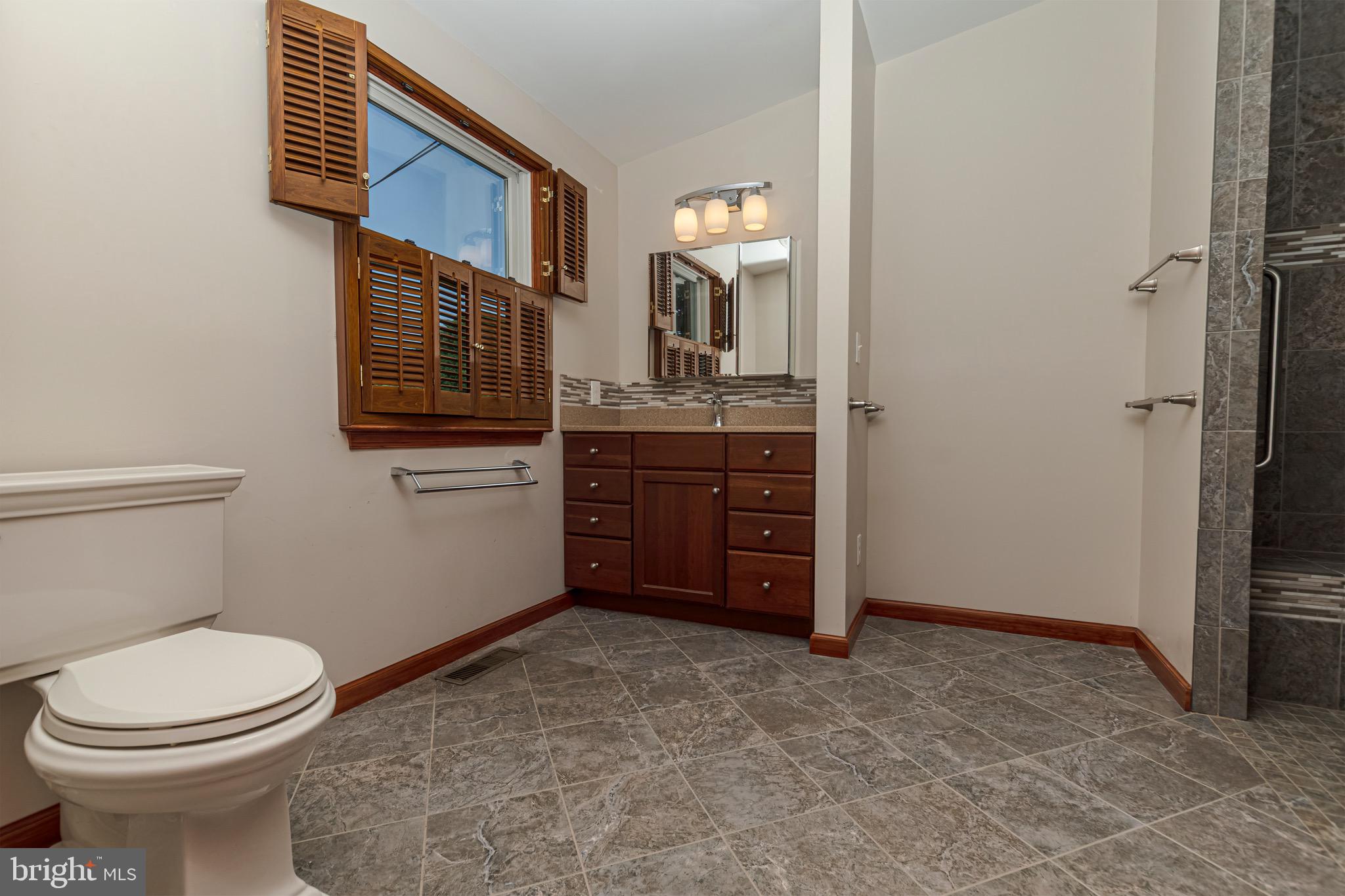 CHAPEL HILL - Residential