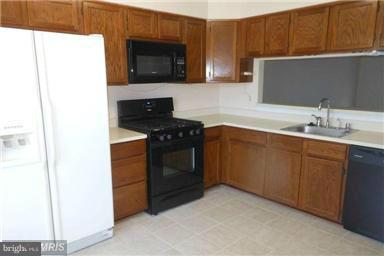 ROLLING BROOK - Residential Lease