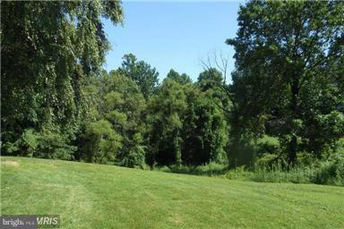 ROLLING BROOK - Residential Lease