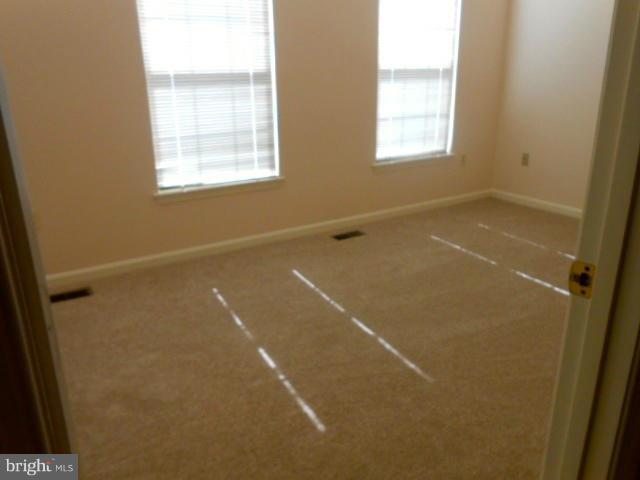 ROLLING BROOK - Residential Lease