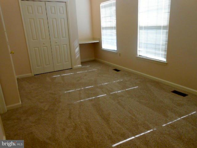 ROLLING BROOK - Residential Lease