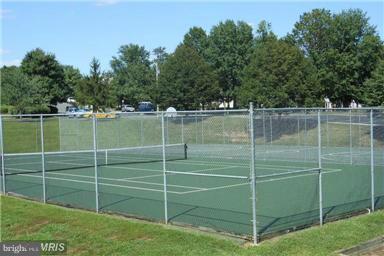 ROLLING BROOK - Residential Lease