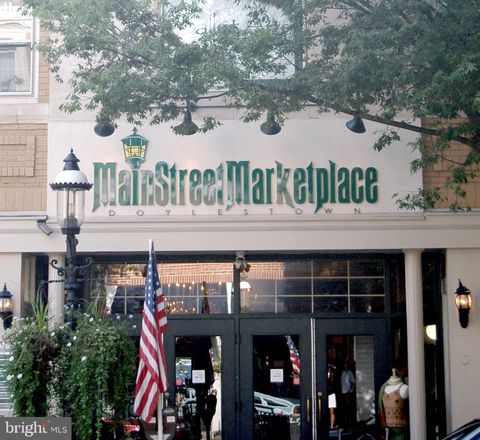 Photo of 22 S Main Street, DOYLESTOWN, PA 18901 (MLS # PABU2101724)