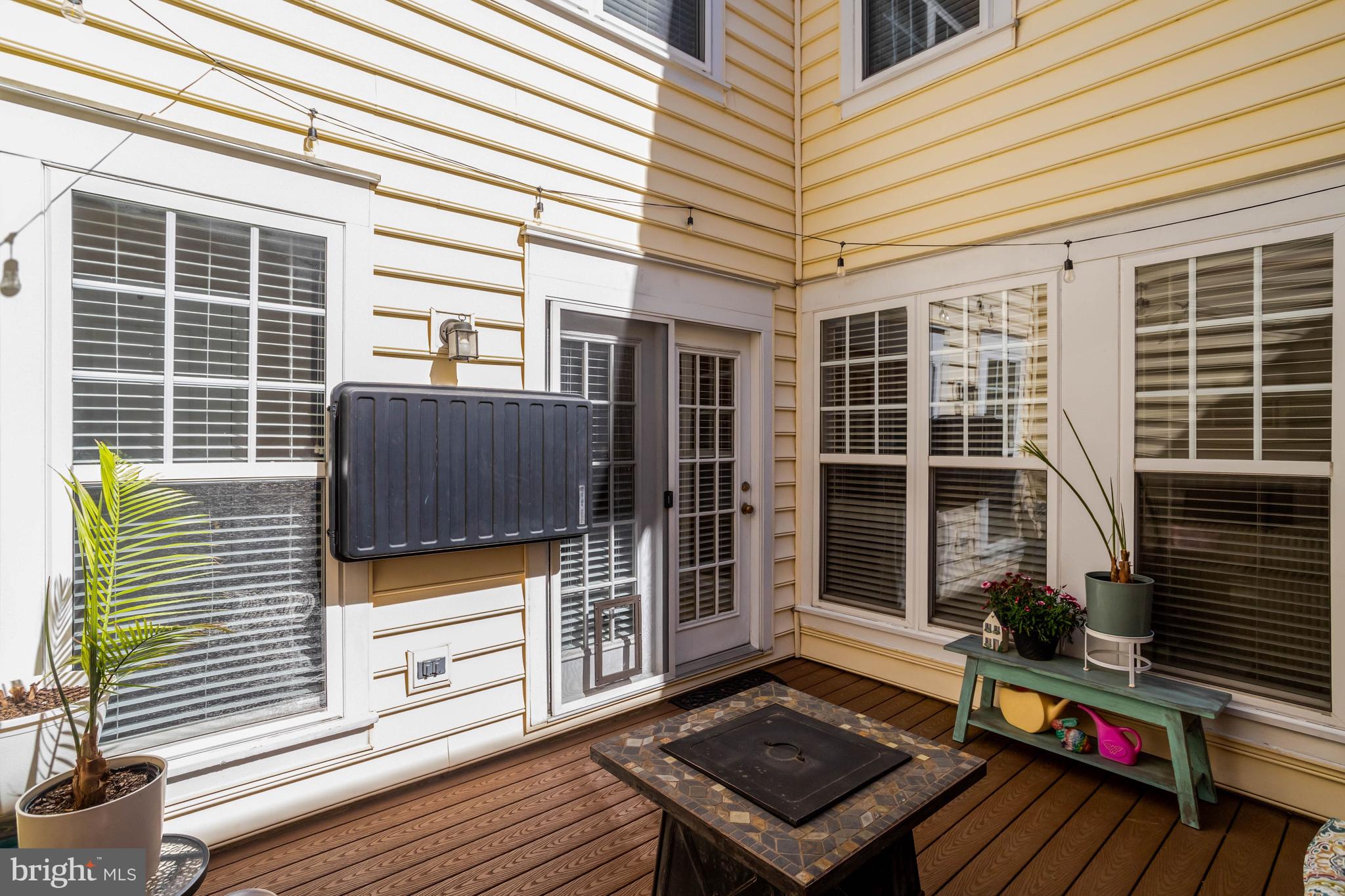 LORTON TOWN CENTER - Residential