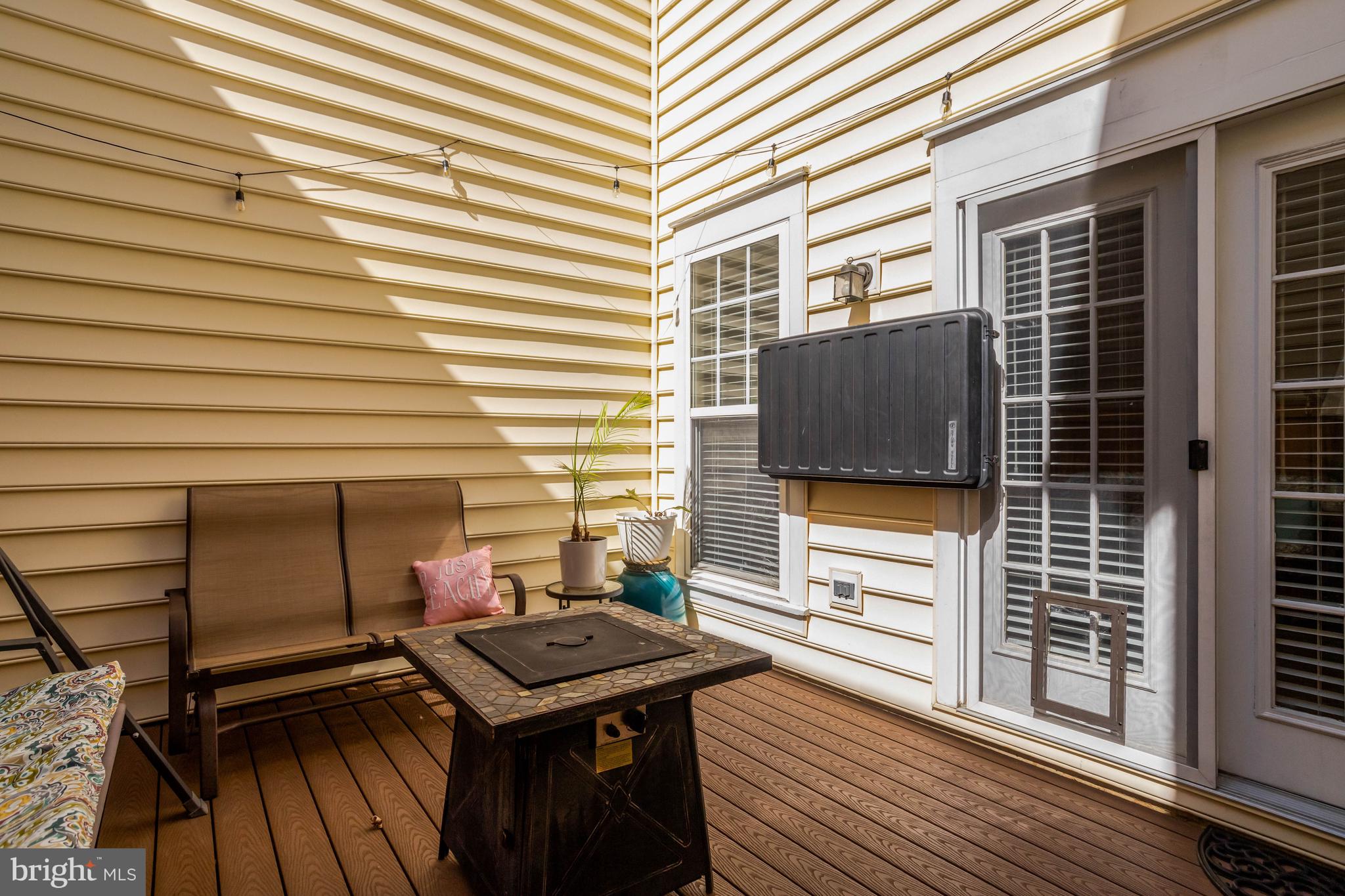 LORTON TOWN CENTER - Residential