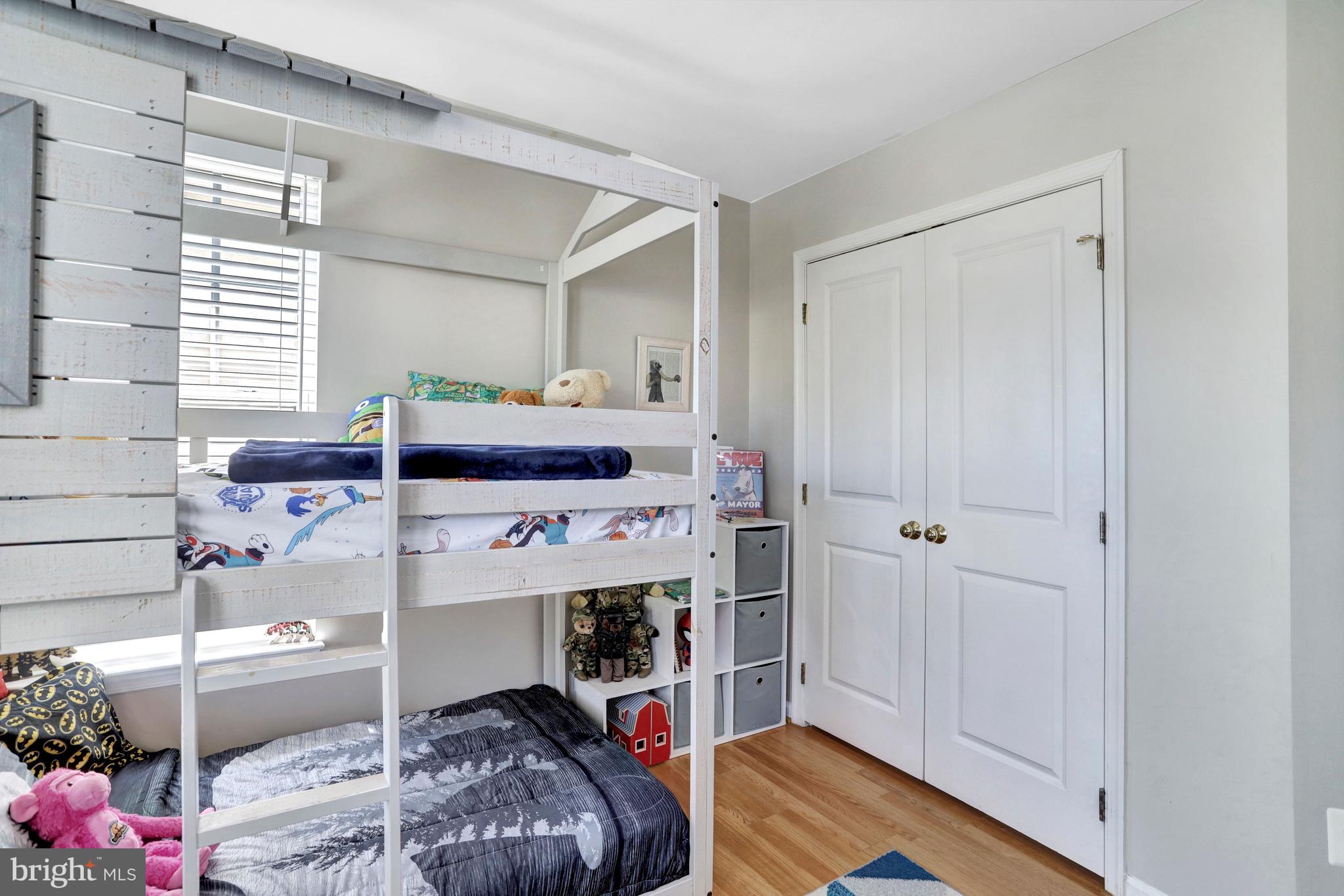 LORTON TOWN CENTER - Residential