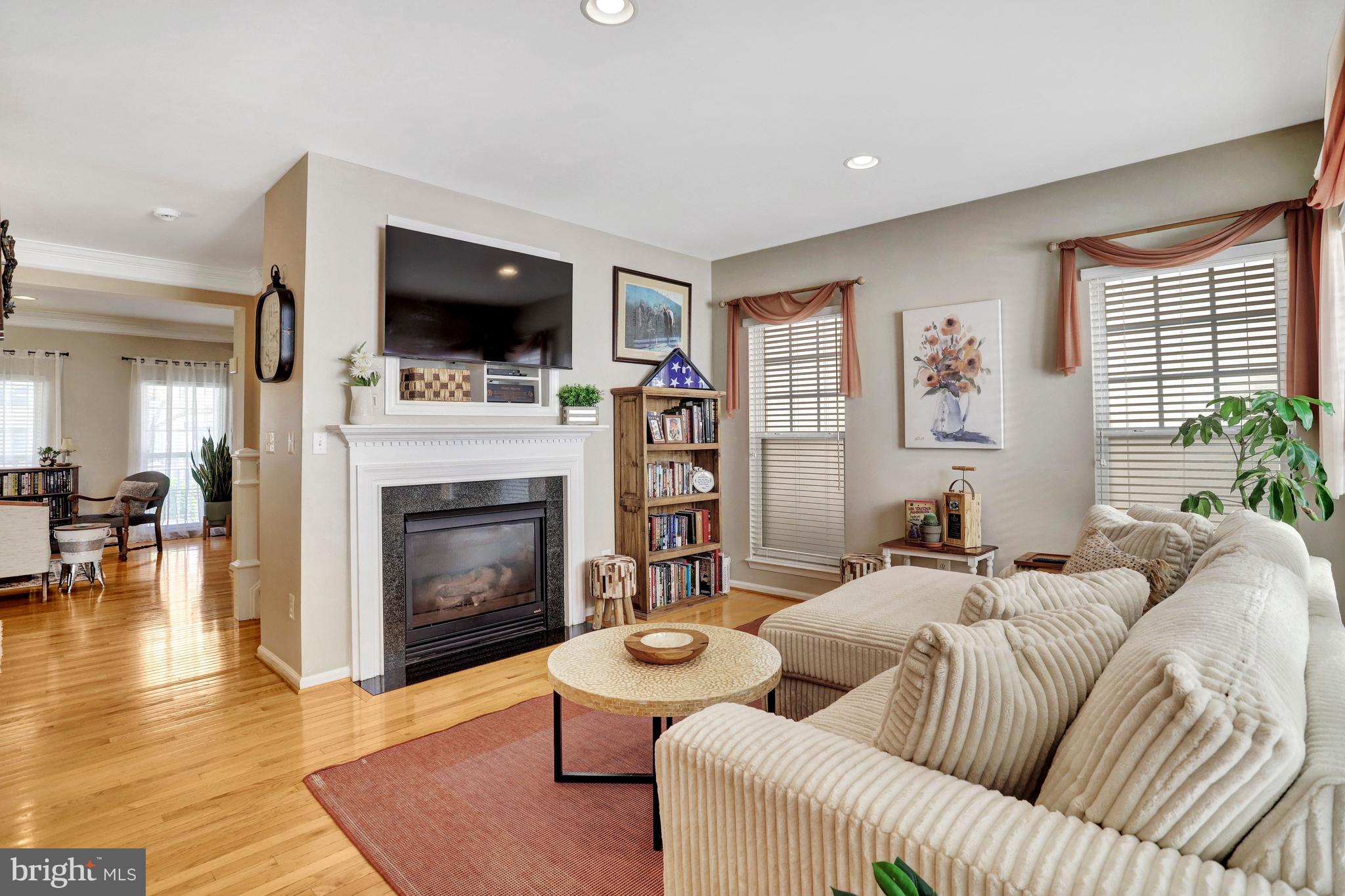 LORTON TOWN CENTER - Residential