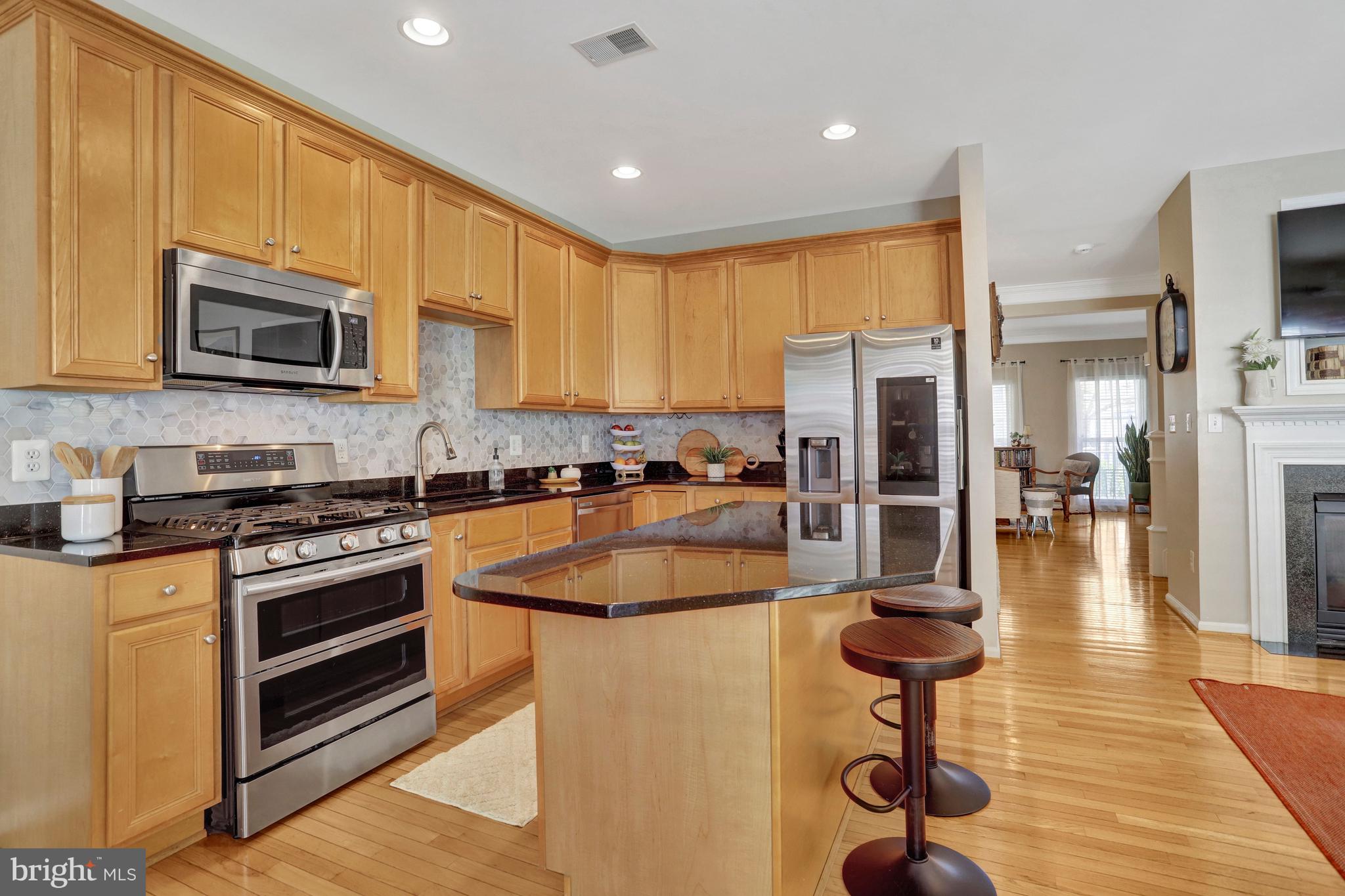 LORTON TOWN CENTER - Residential