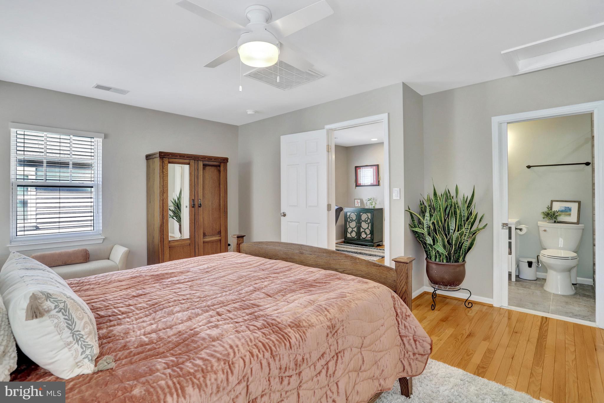 LORTON TOWN CENTER - Residential