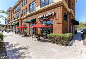 LORTON TOWN CENTER - Residential