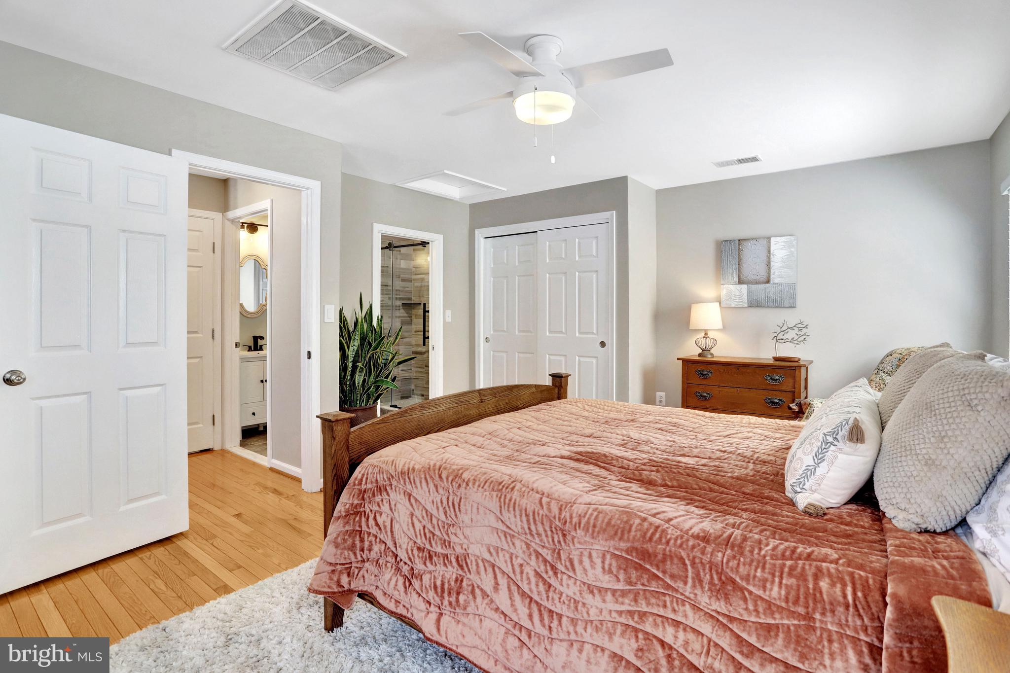 LORTON TOWN CENTER - Residential