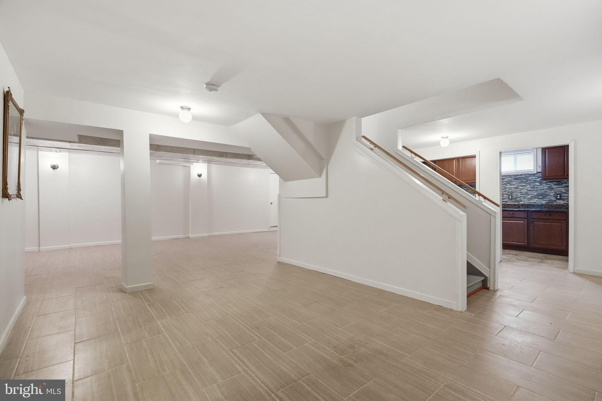 RIVERS POINTE - Residential
