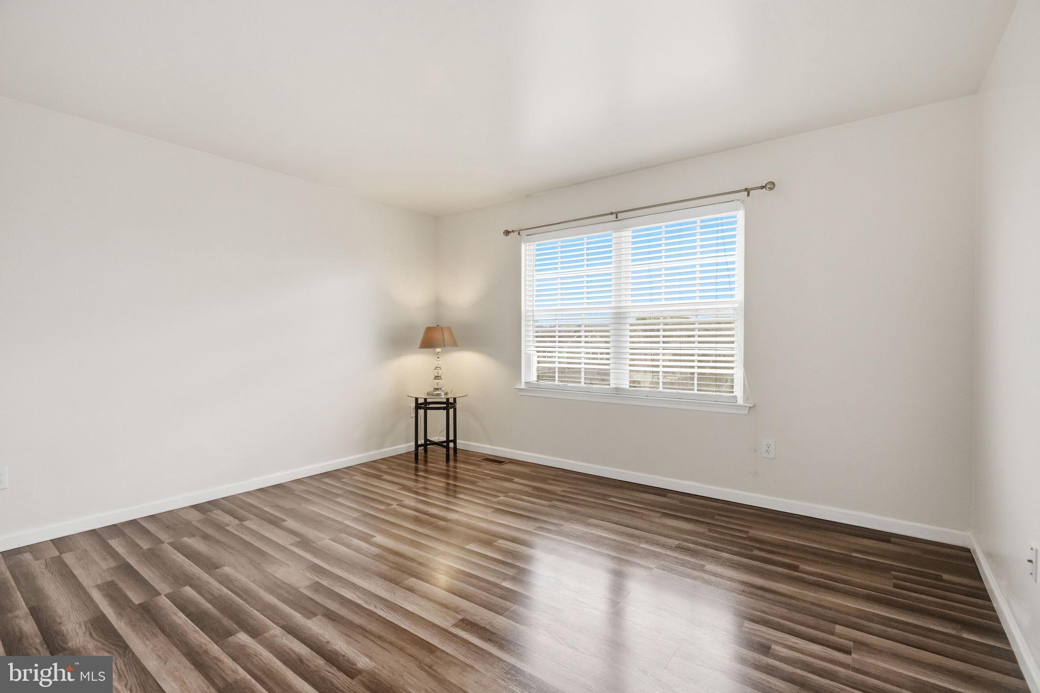 RIVERS POINTE - Residential