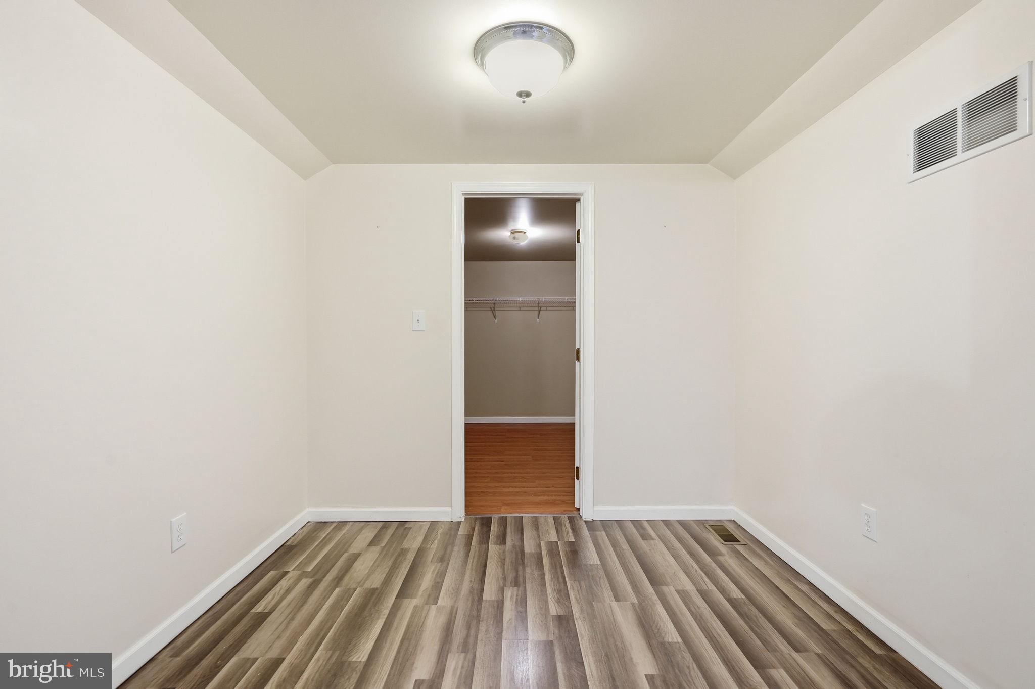 RIVERS POINTE - Residential