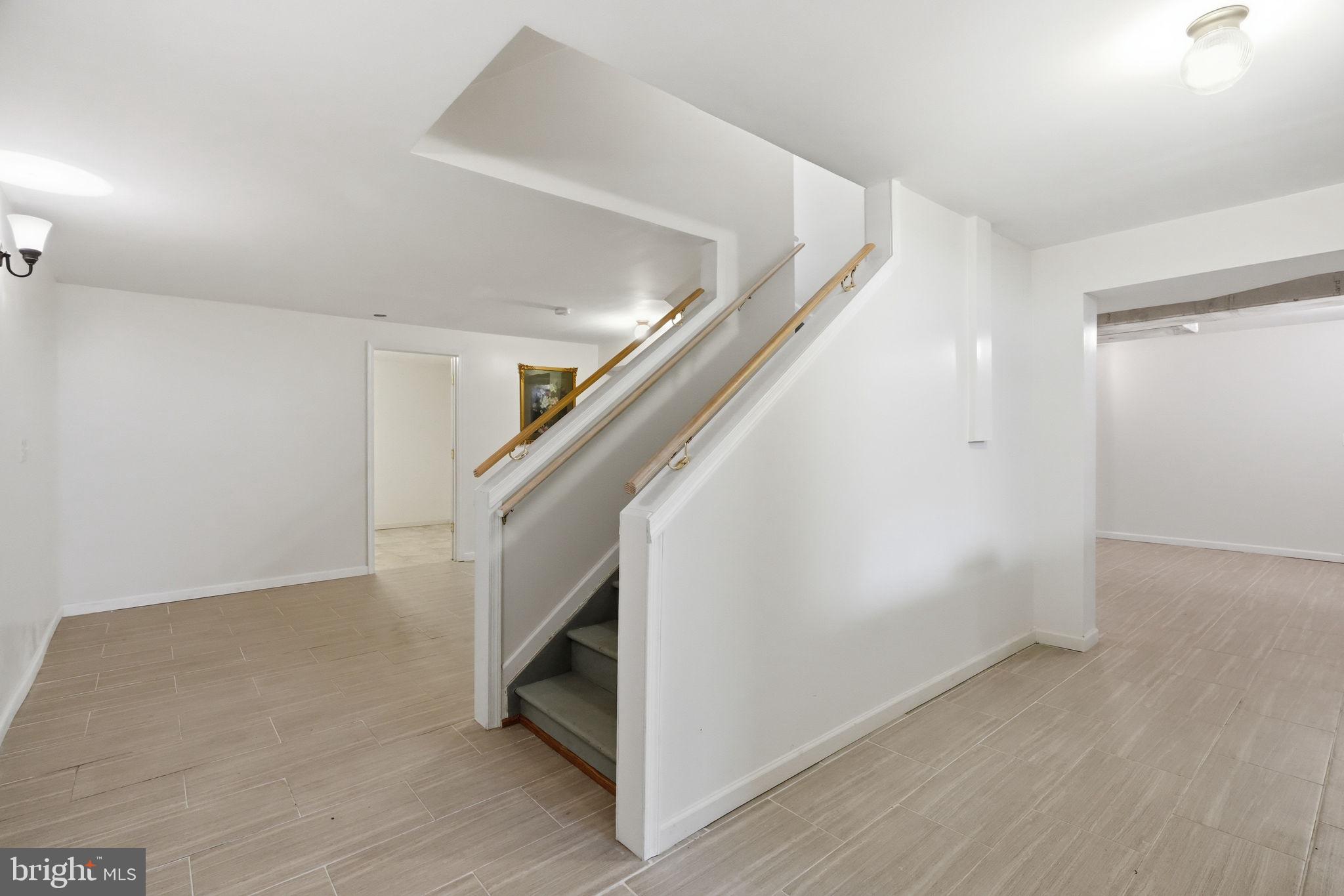 RIVERS POINTE - Residential