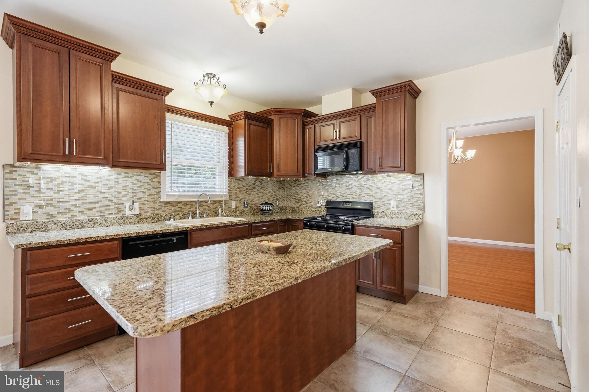RIVERS POINTE - Residential