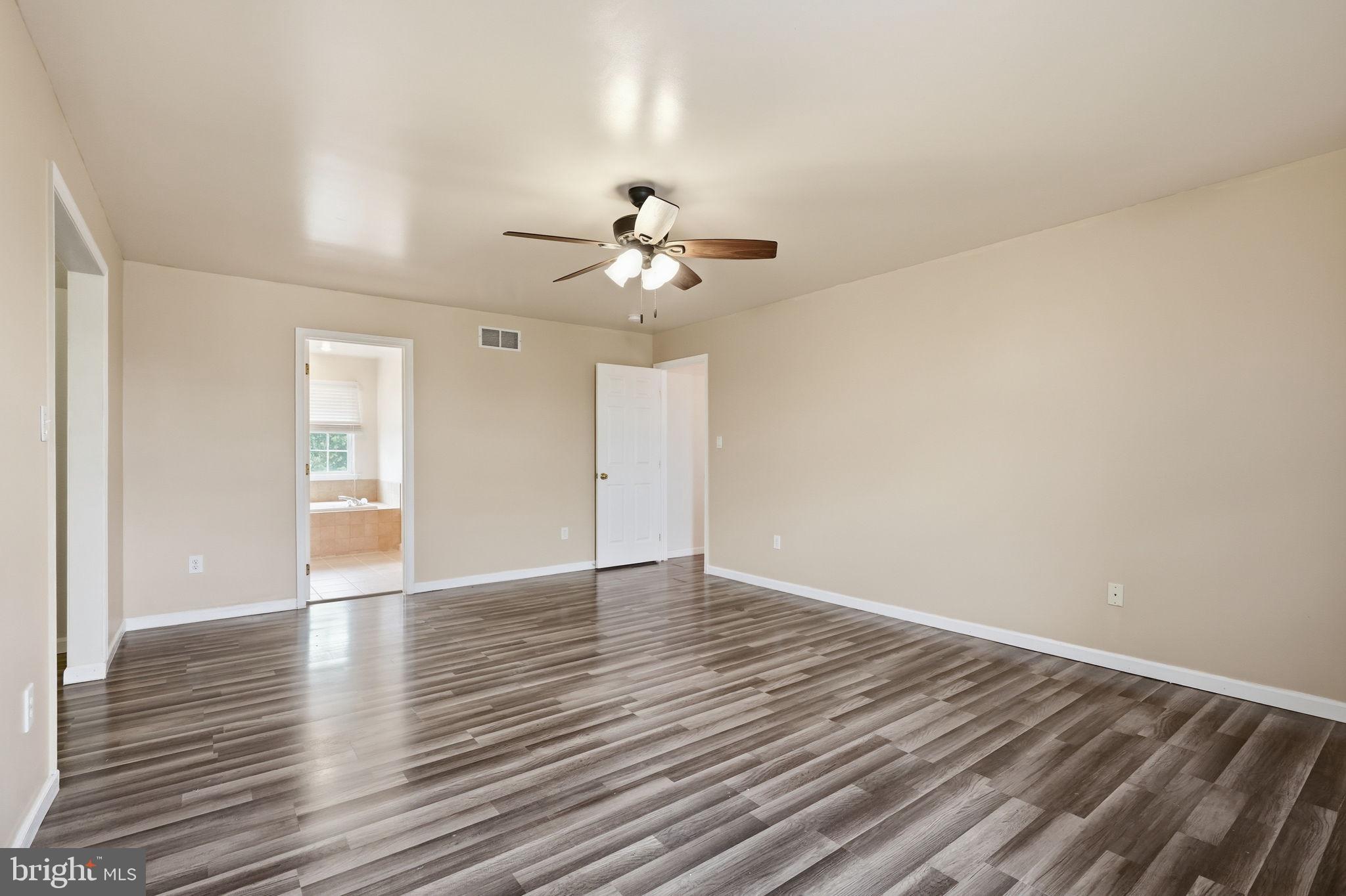 RIVERS POINTE - Residential