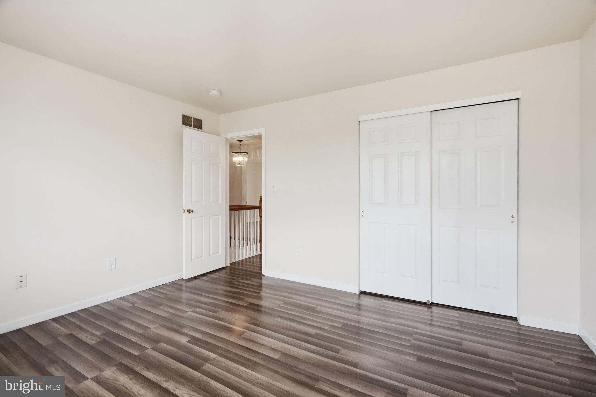 RIVERS POINTE - Residential