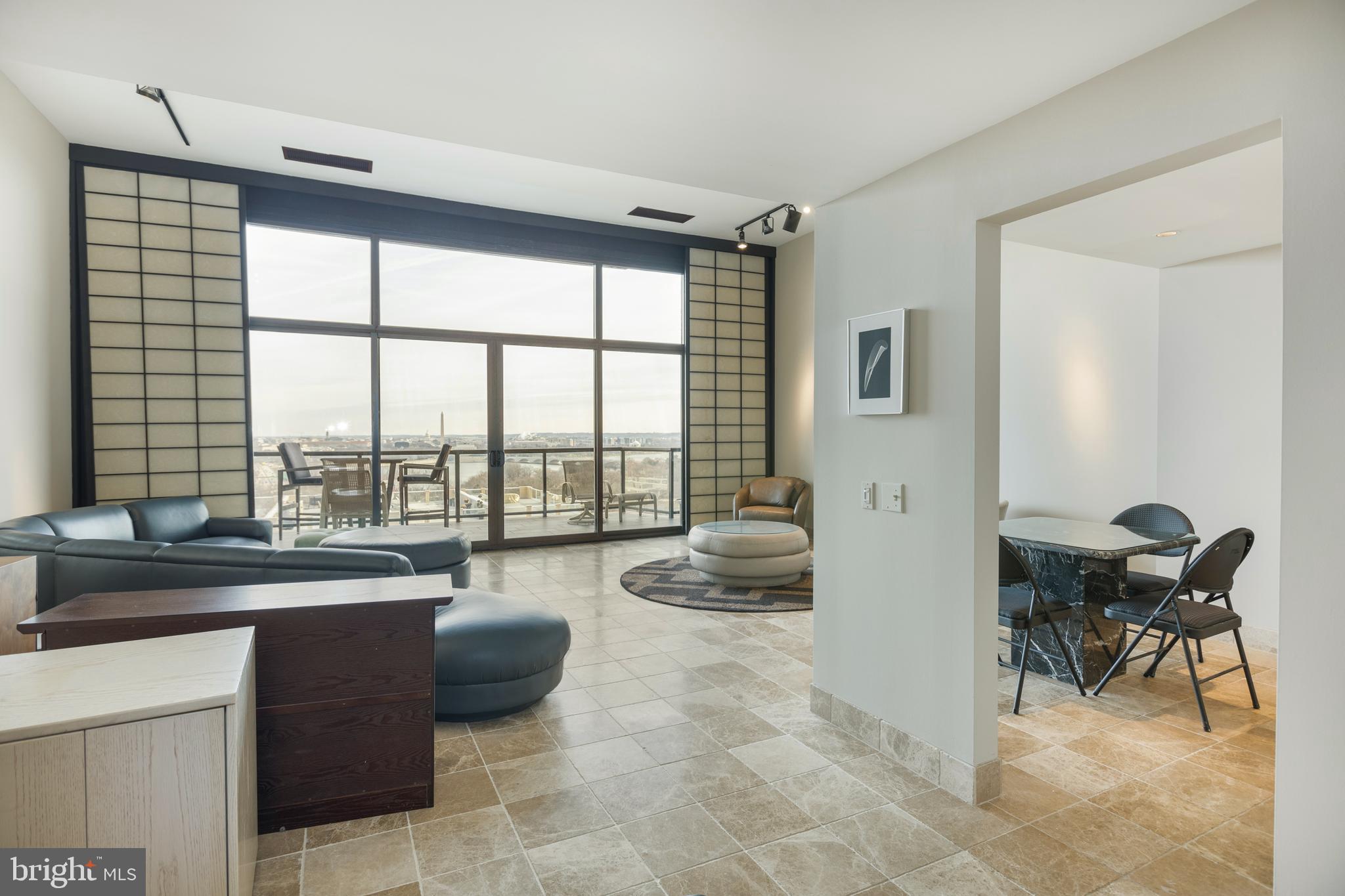 THE WESLIE - Residential Lease