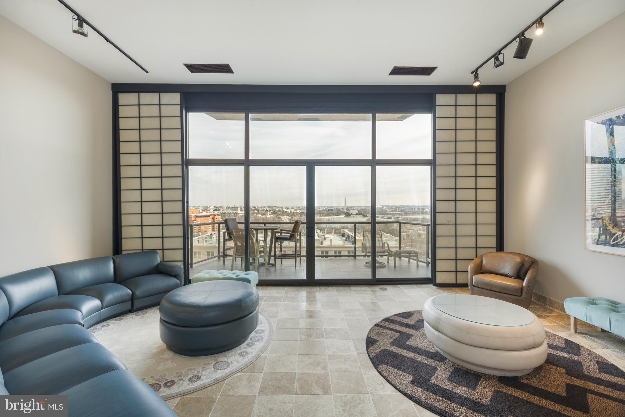 THE WESLIE - Residential Lease