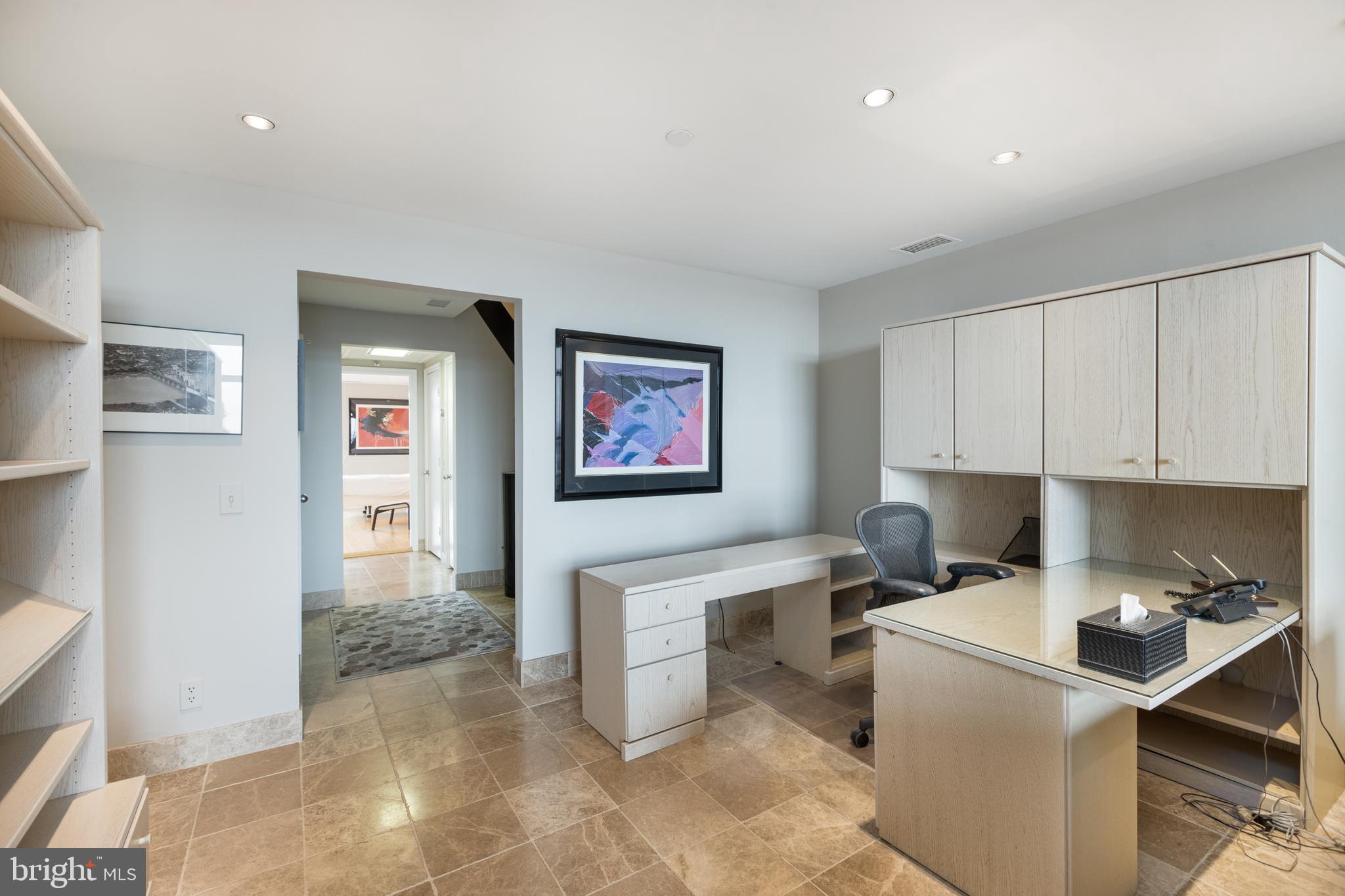 THE WESLIE - Residential Lease