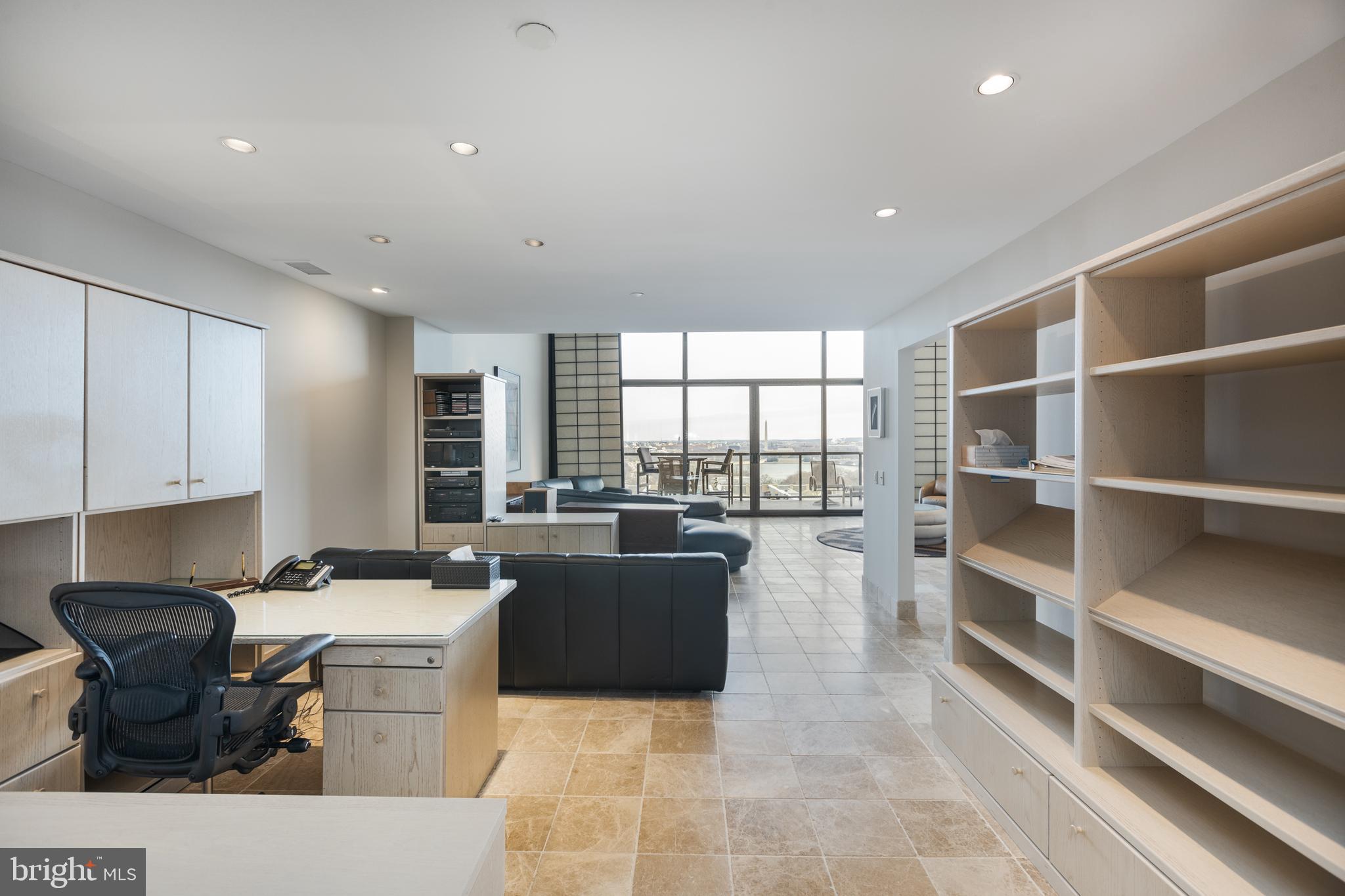 THE WESLIE - Residential Lease