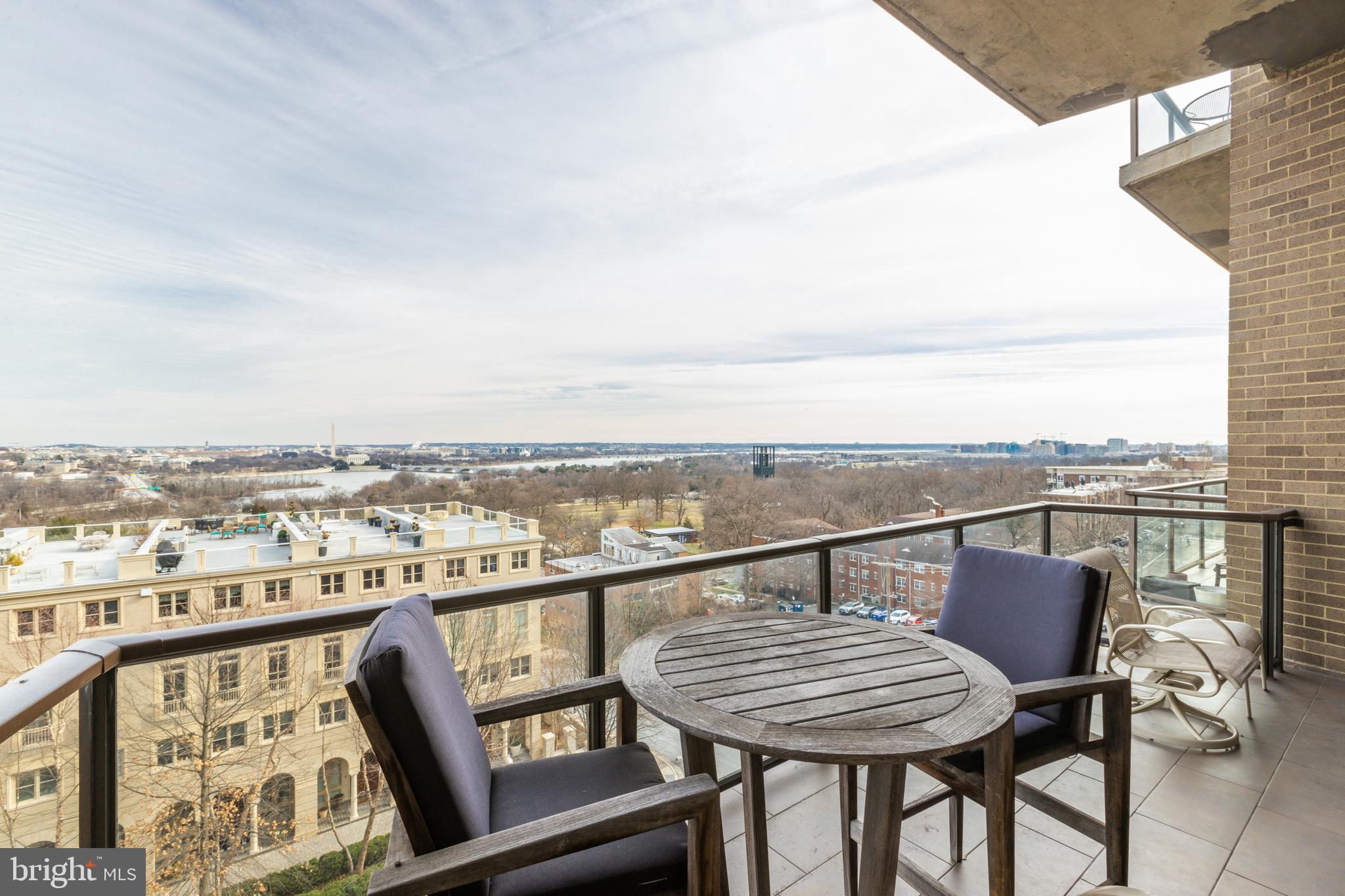 THE WESLIE - Residential Lease