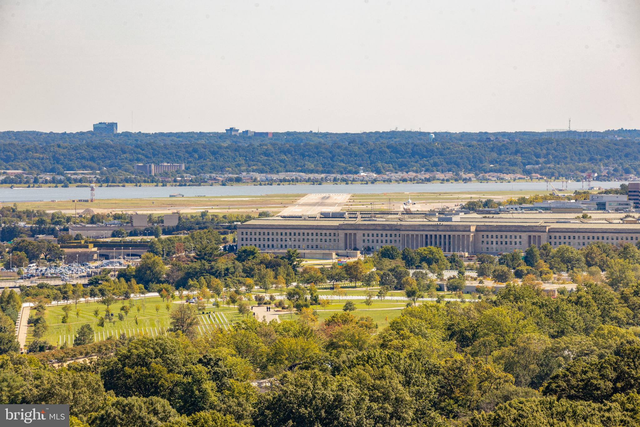 THE WESLIE - Residential Lease