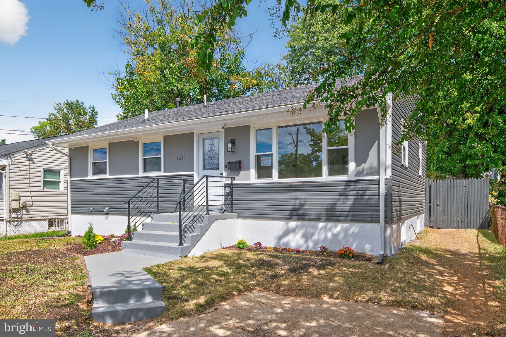 COLUMBIA PARK - Residential