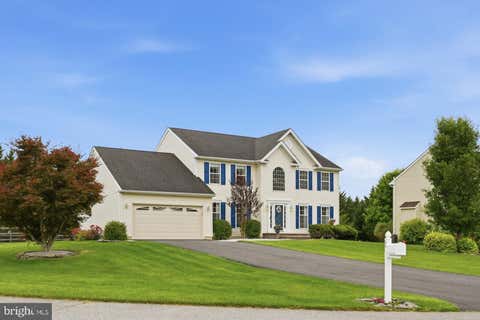 Homes For Sale - 57 Eaton Place<br/> New Castle County, BEAR, DE 19701