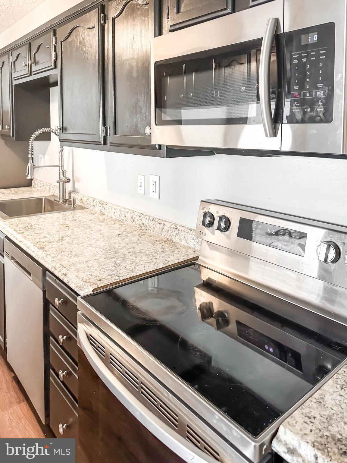 HARFORD COMMONS - Residential