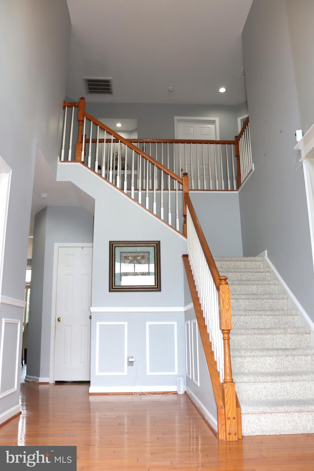 FOX RUN ESTATES - Residential