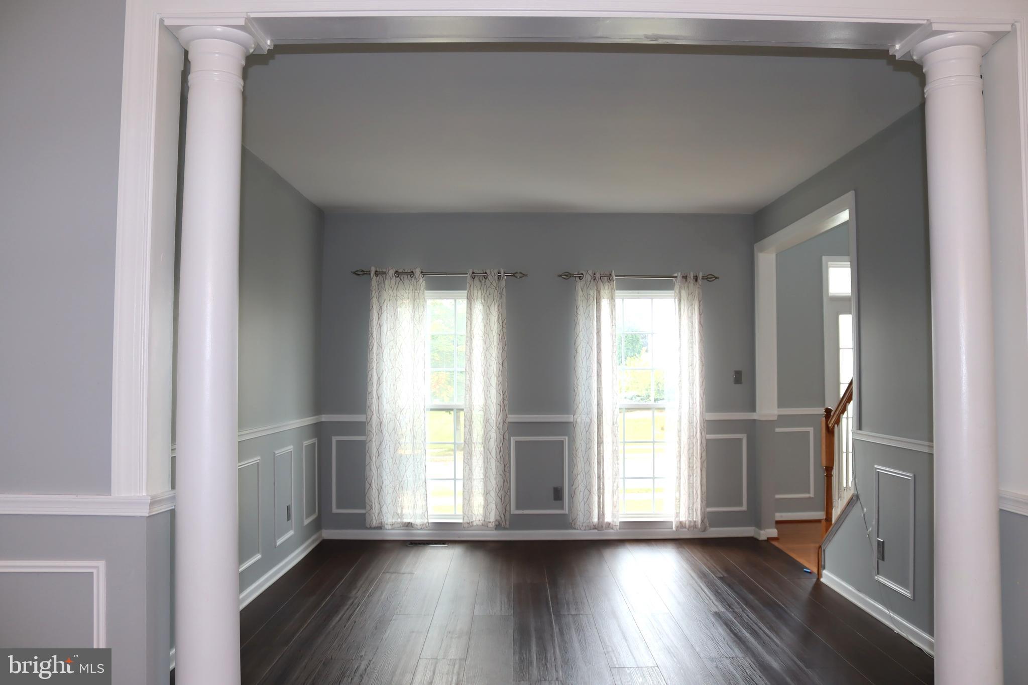 FOX RUN ESTATES - Residential