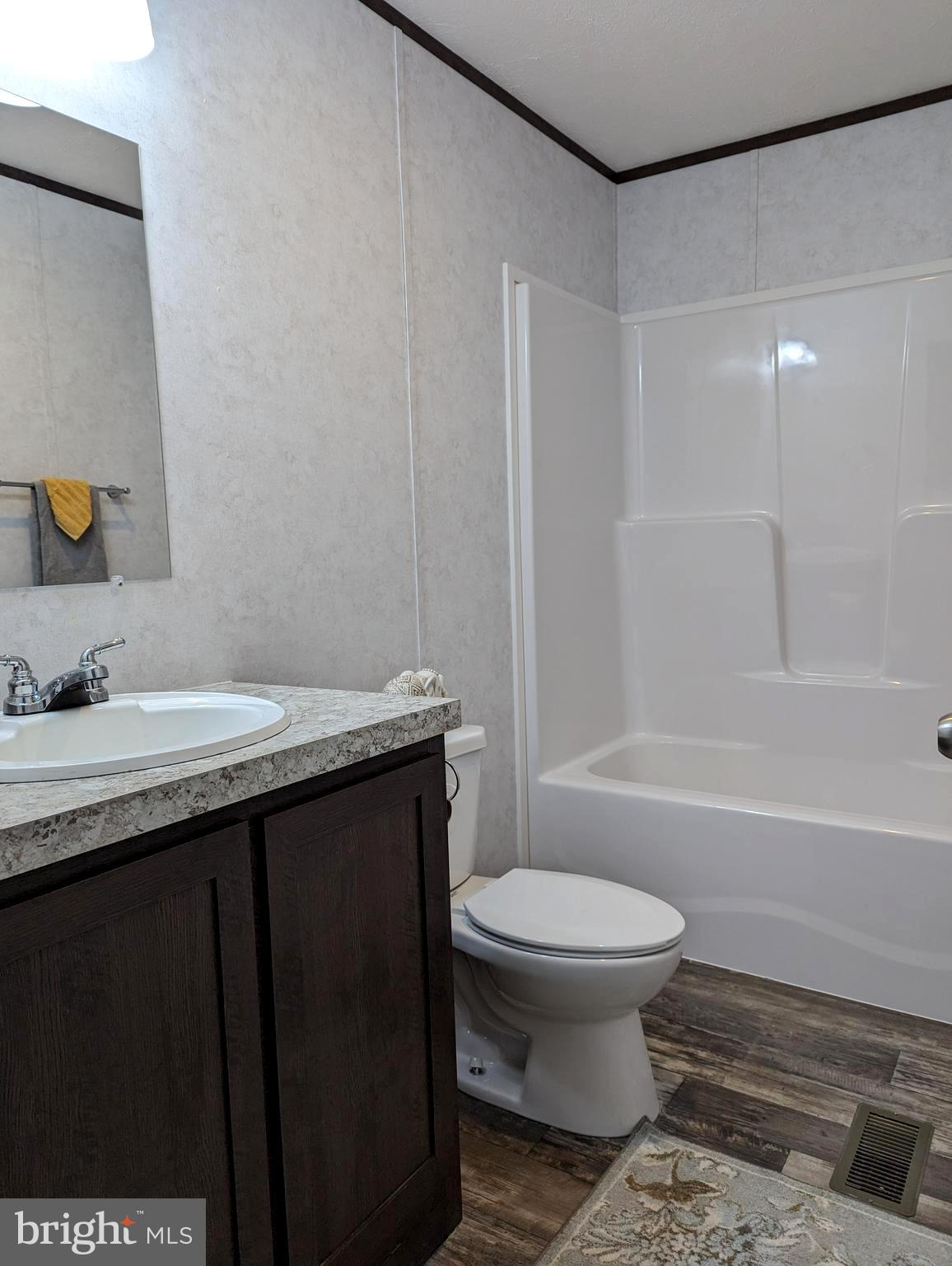 HILLANDALE HOMES - Residential